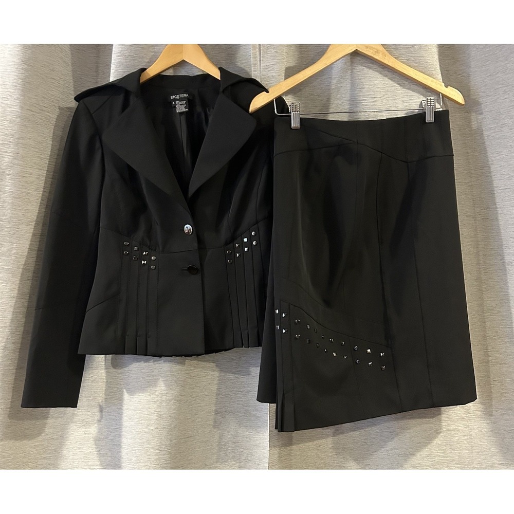 Etcetera Women's Suit Set Studded Blazer Pleated Skirt Size 4 Top Size 2 Skirt